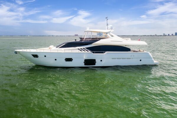 87FT FERRETTI - Image 2