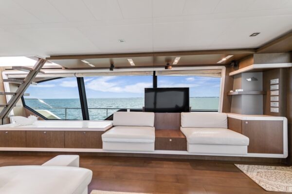 87FT FERRETTI - Image 12