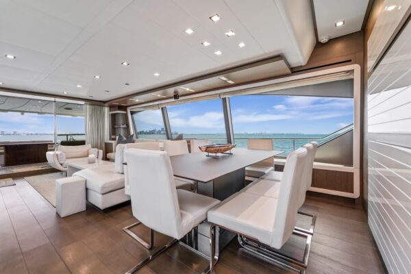 87FT FERRETTI - Image 13