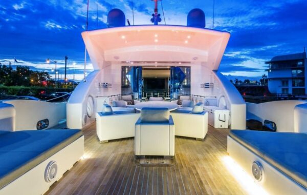 120FT TECHNOMAR SUPER LUXURY - Image 11