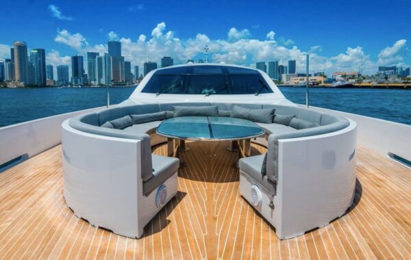 120FT TECHNOMAR SUPER LUXURY - Image 12