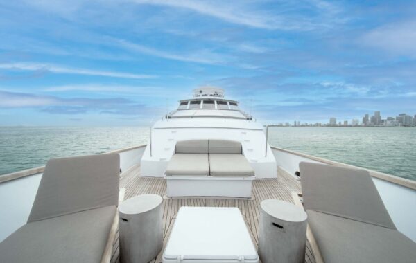 124FT OCEAN DRIVE - Image 2