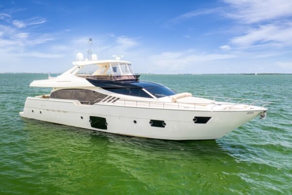 87FT FERRETTI