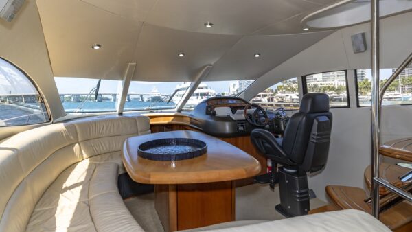 61FT SUNSEEKER - Image 17