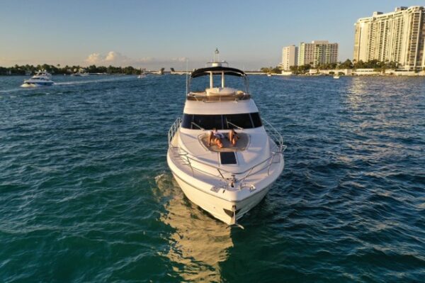 65FT BELLEZA - Image 12