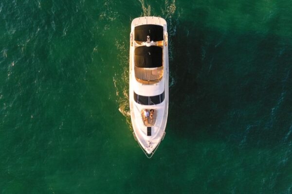 65FT BELLEZA - Image 14