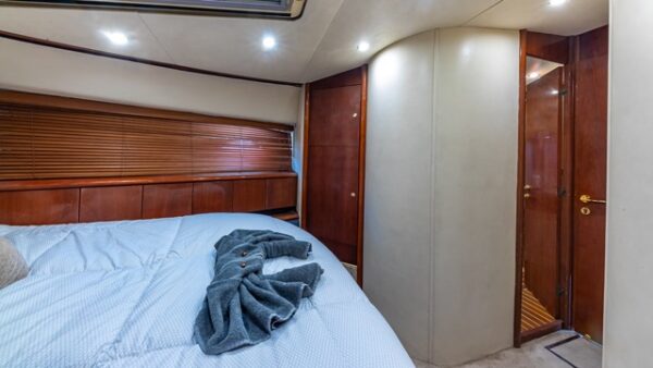 65FT BELLEZA - Image 30