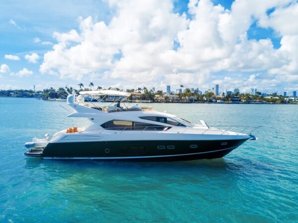 69FT SUNSEEKER MANHATTAN - Image 3