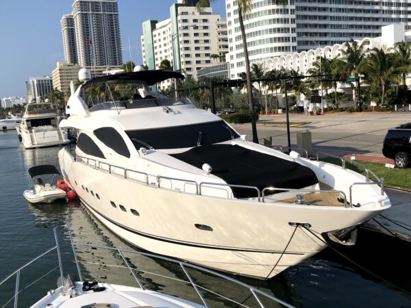 94FT SUNSEEKER WITH JACUZZI