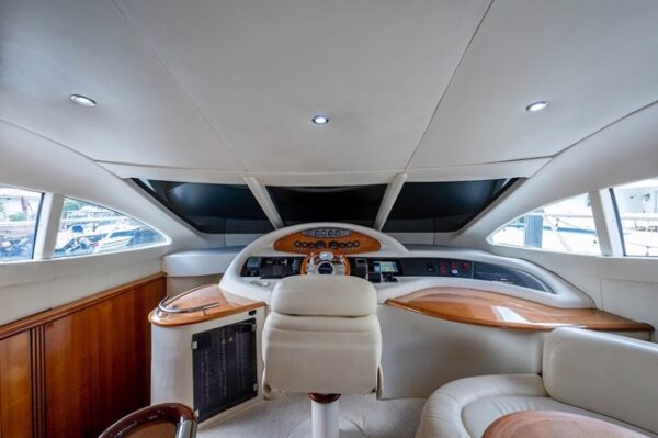 70FT AZIMUT - Image 6