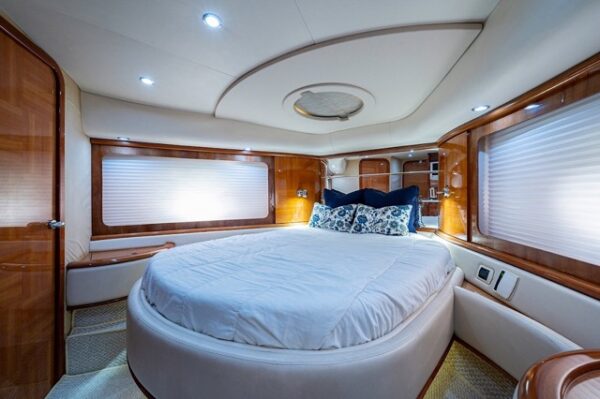 70FT AZIMUT - Image 24