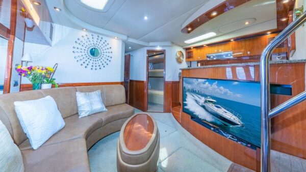 65FT SEA RAY LIMITLESS - Image 2