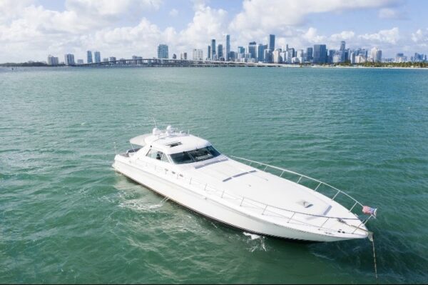 63FT SEA RAY HAPPY - Image 15