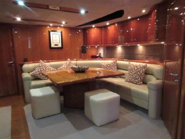 68FT SUNSEEKER FLYBRIDGE - Image 23