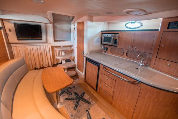 37FT SEA RAY - Image 12